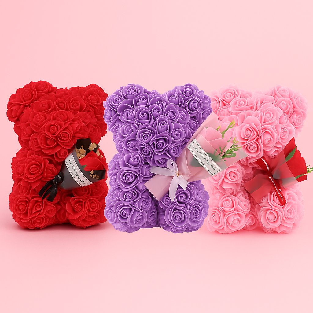 Ours en Roses avec Rose en Main