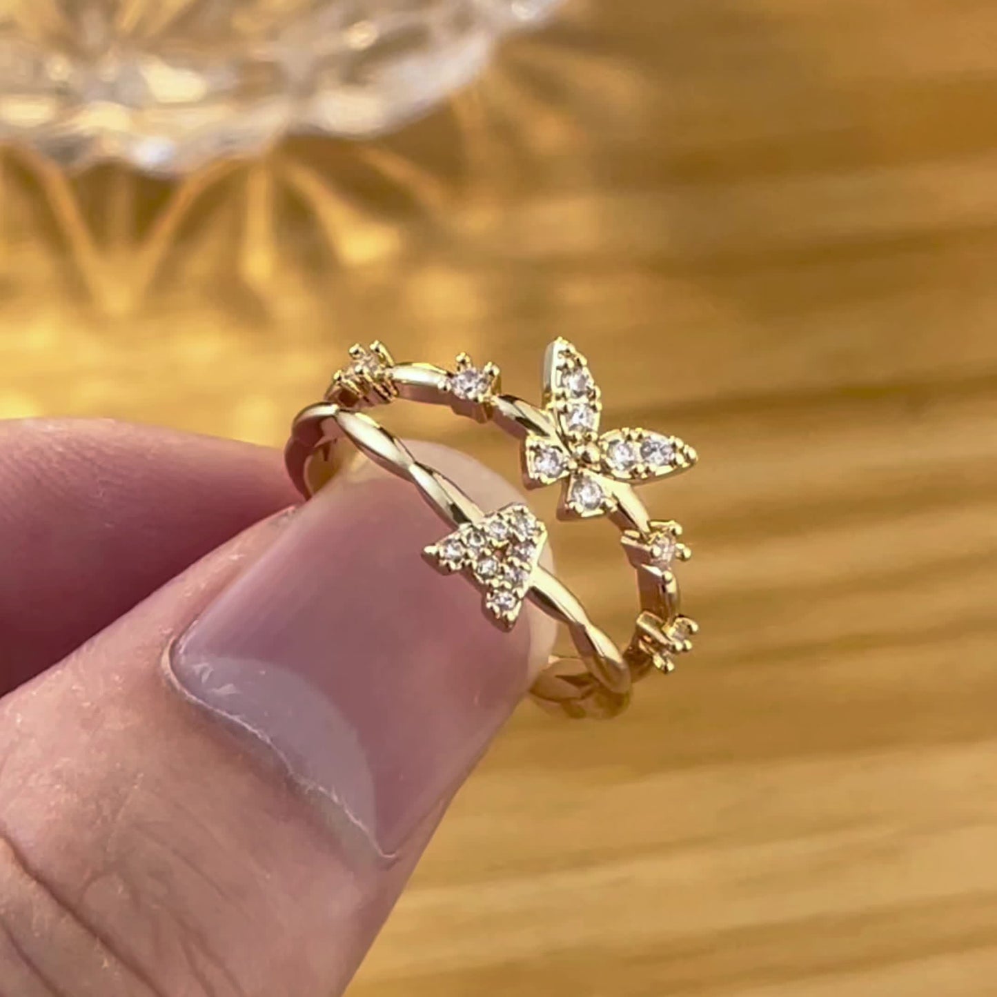 Bague Papillon avec Initiale A-Z - Bijou Empilable Élégant - Cadeau Anniversaire, Noël - Femme